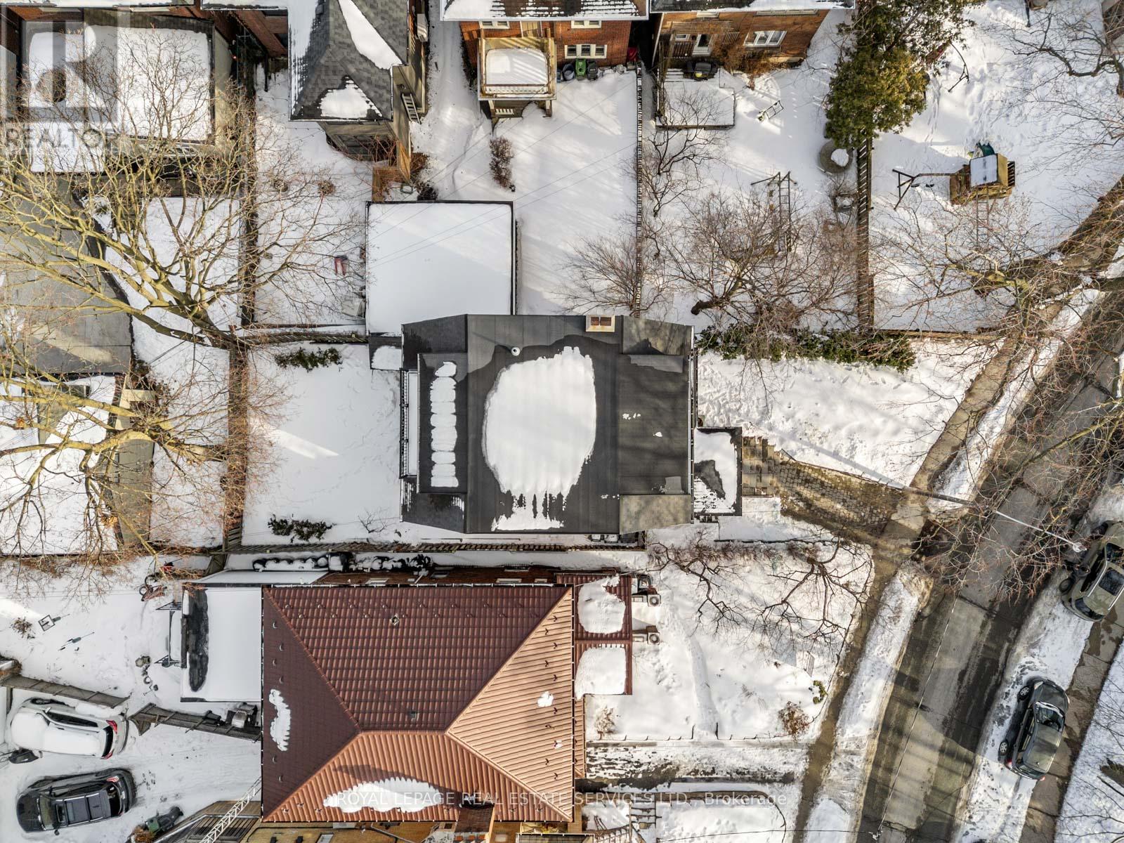 387 KENNEDY AVENUE, Toronto (High Park North), Ontario, M6P3C5 — Photo 49