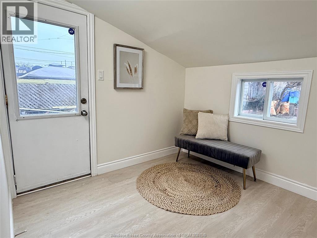 1046 LILLIAN, Windsor, Ontario, N9A1V7 — Photo 15