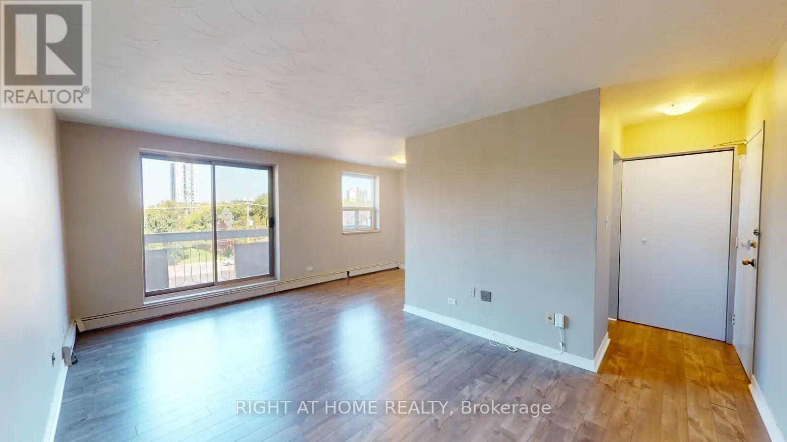 805 - 125 FOREST AVENUE, Hamilton (Corktown), Ontario, L8N1X7 — Photo 4