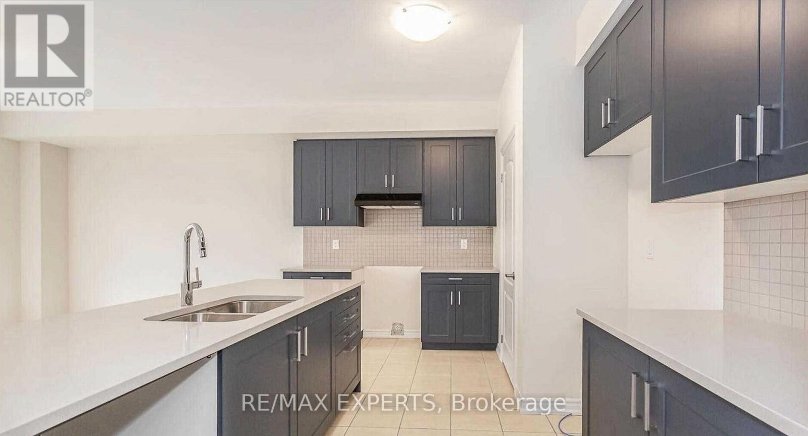 72 MALCOLM CRESCENT, Haldimand, Ontario, N3W0E9 — Photo 6