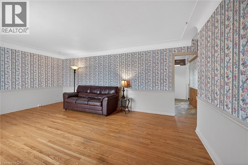 156 CHESLEY Street, Hamilton, Ontario, L9C3W3 — Photo 5