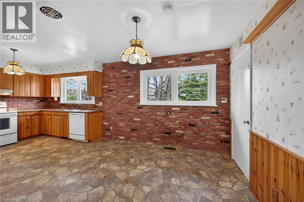 156 CHESLEY Street, Hamilton, Ontario, L9C3W3 — Photo 6