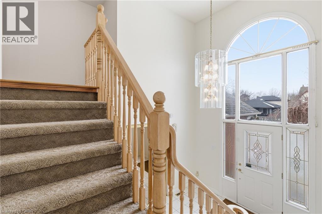 12 SUMNER Crescent, Grimsby, Ontario, L3M5E2 — Photo 25
