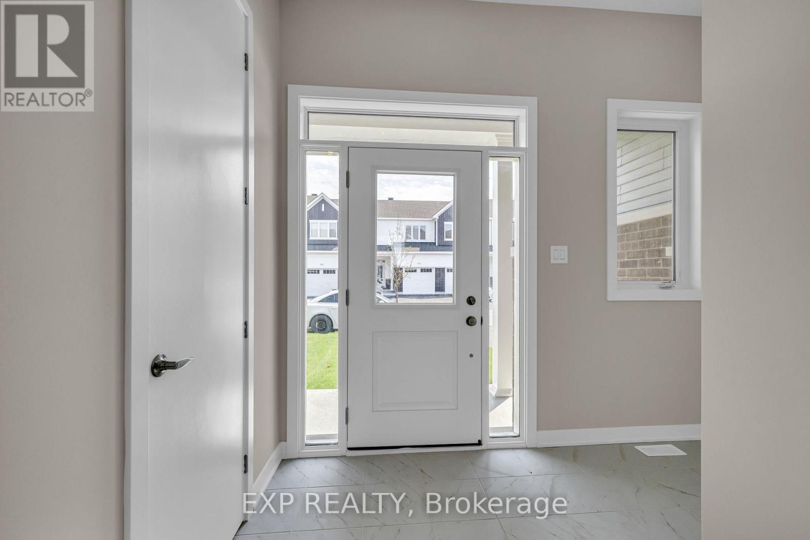 417 EPOCH STREET, Ottawa, Ontario, K2J6X5 — Photo 4