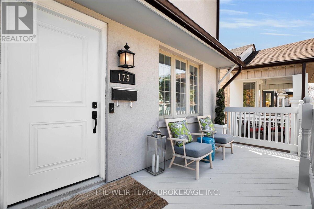 179 WOODVILLE AVENUE, Toronto (East York), Ontario, M4J2R4 — Photo 2