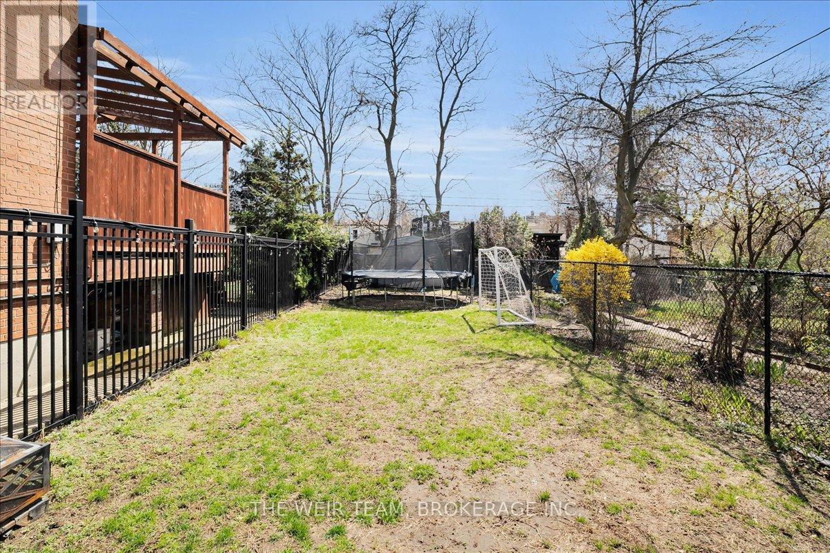 179 WOODVILLE AVENUE, Toronto (East York), Ontario, M4J2R4 — Photo 25