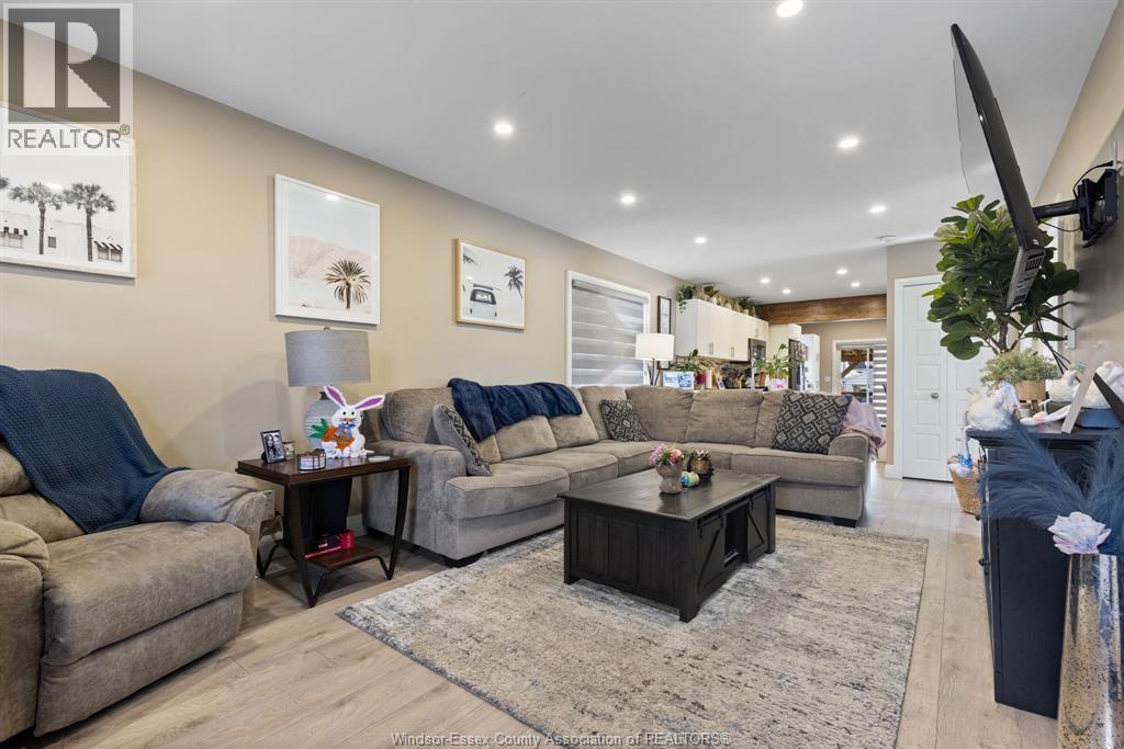 1684 PIERRE AVENUE, Windsor, Ontario, N8X4P8 — Photo 11