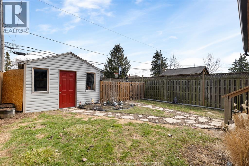 1684 PIERRE AVENUE, Windsor, Ontario, N8X4P8 — Photo 5