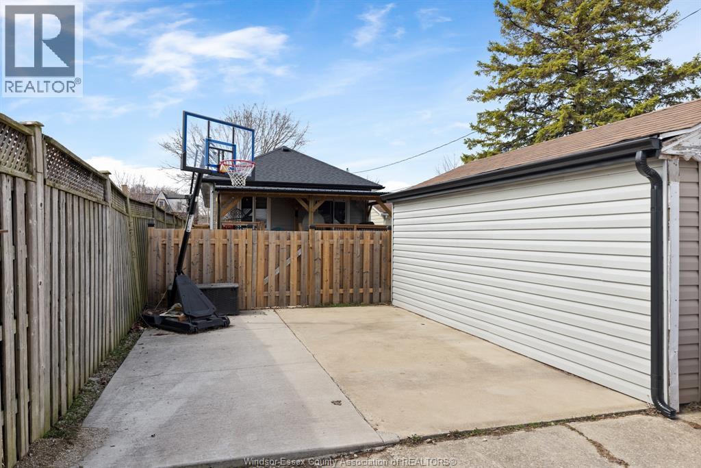 1684 PIERRE AVENUE, Windsor, Ontario, N8X4P8 — Photo 8