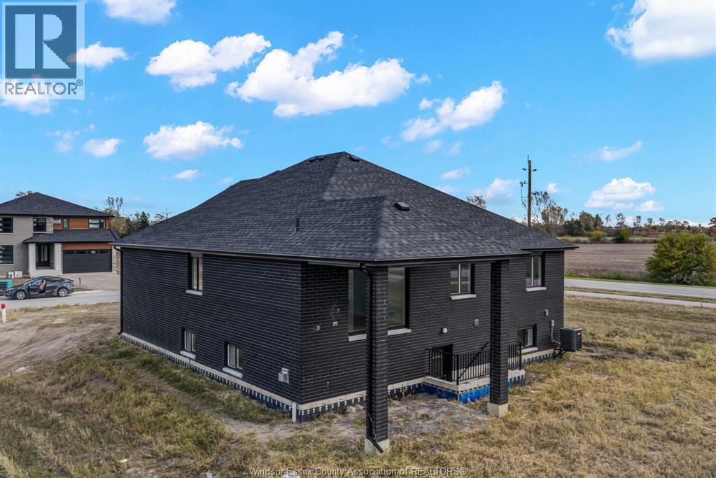 5201 AIDEN AVENUE, Tecumseh, Ontario, N0R1K0 — Photo 38