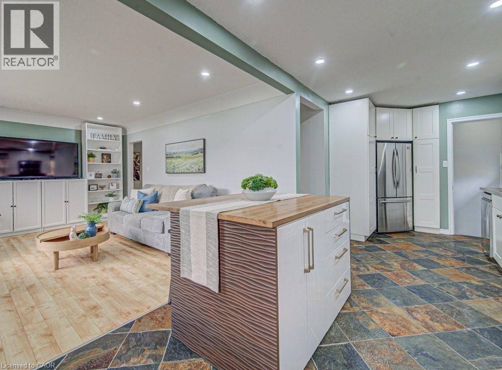 32 RAVINE Drive, Cambridge, Ontario, N1R2W7 — Photo 9