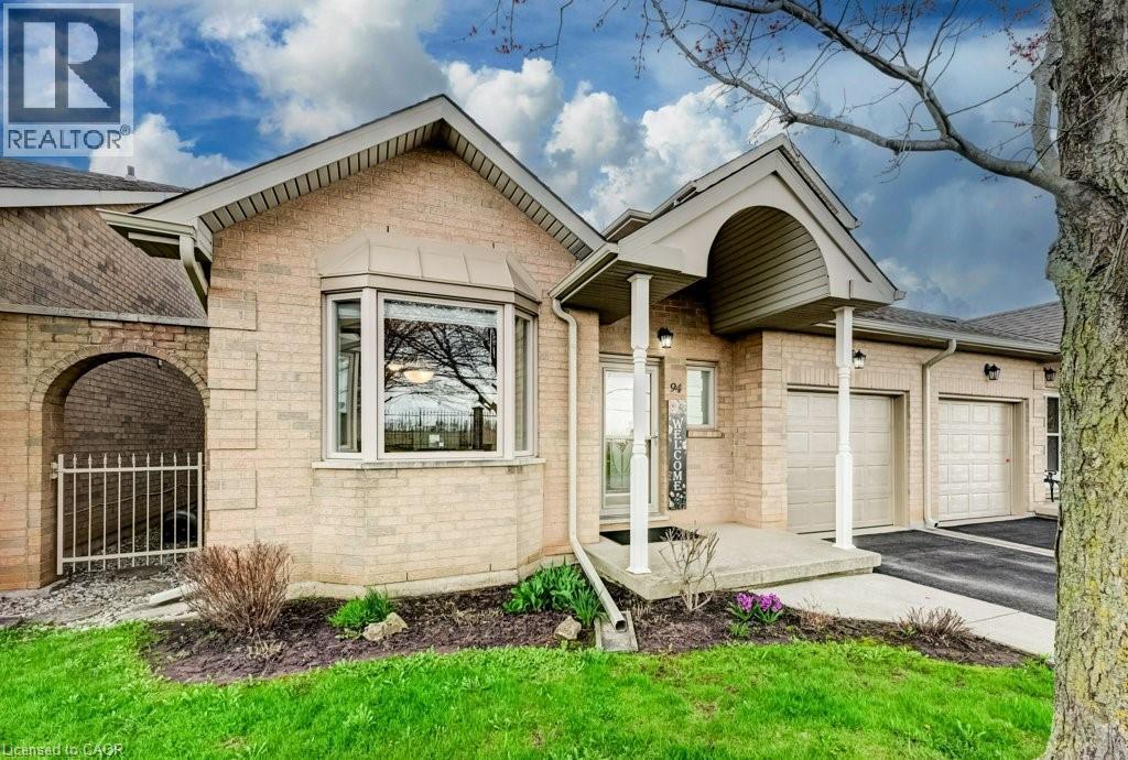 94 GREENTRAIL Drive Unit# 44, Mount Hope, Ontario, L0R1W0 — Photo 2