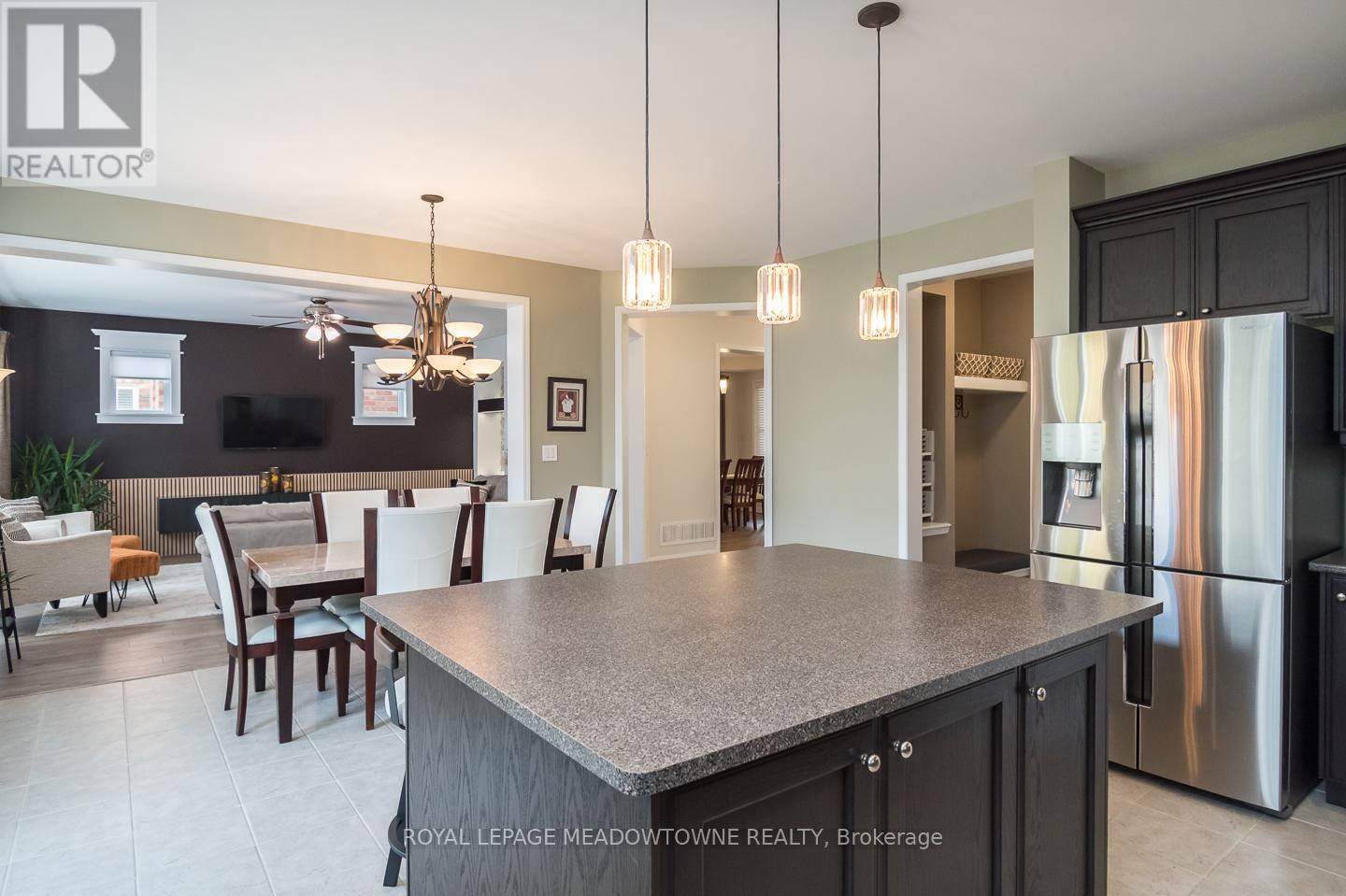 720 LINGEN CRESCENT, Milton (CO Coates), Ontario, L9T0E5 — Photo 10