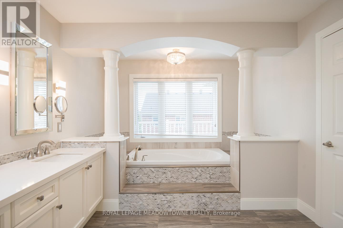 720 LINGEN CRESCENT, Milton (CO Coates), Ontario, L9T0E5 — Photo 16