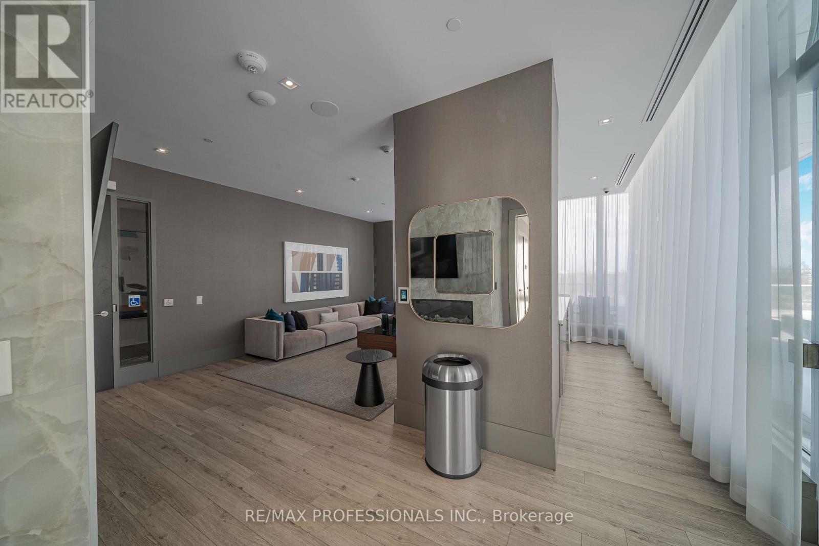 2005 - 20 BRIN DRIVE, Toronto (Edenbridge-Humber Valley), Ontario, M8X1Y6 — Photo 17