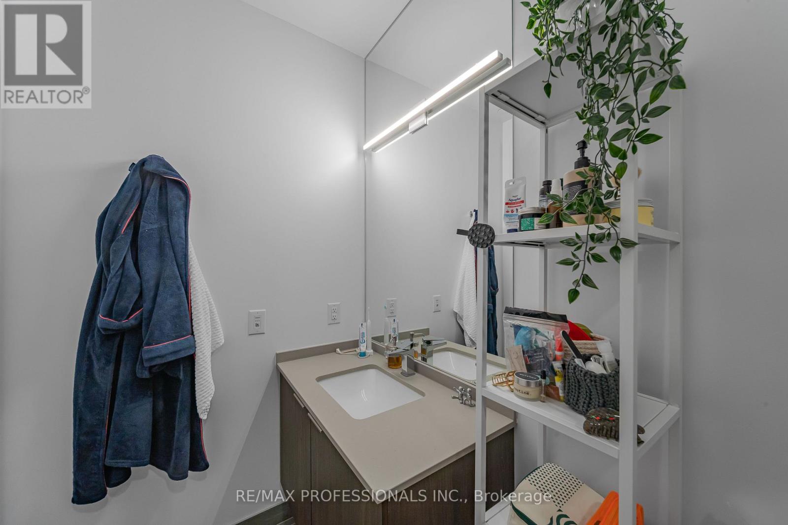 2005 - 20 BRIN DRIVE, Toronto (Edenbridge-Humber Valley), Ontario, M8X1Y6 — Photo 5