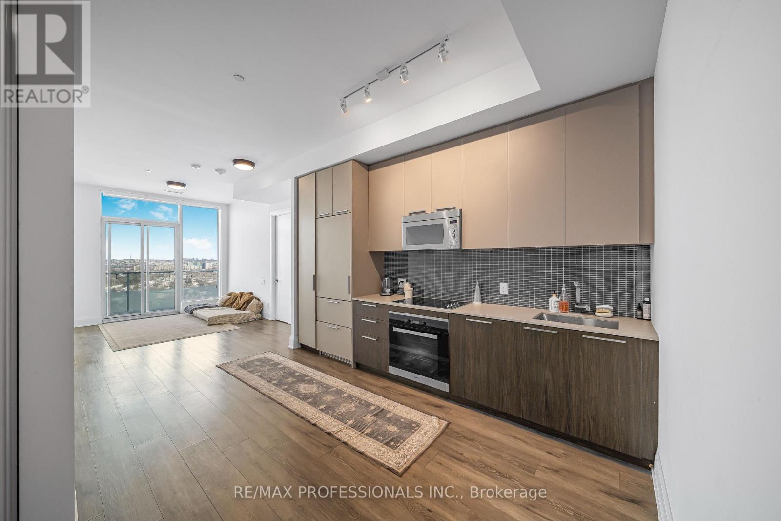 2005 - 20 BRIN DRIVE, Toronto (Edenbridge-Humber Valley), Ontario, M8X1Y6 — Photo 7