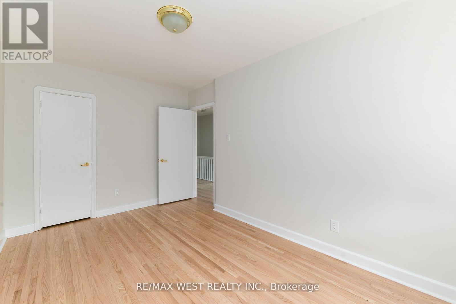 83 EAST DRIVE, Toronto (Rockcliffe-Smythe), Ontario, M6N2N8 — Photo 23