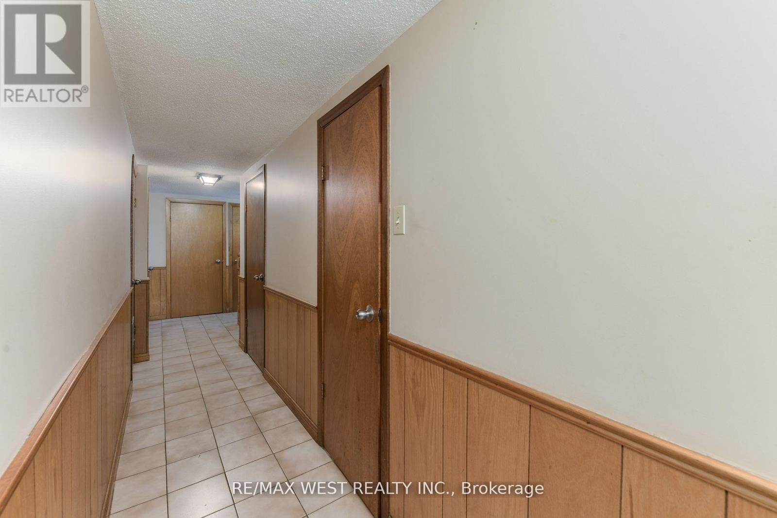83 EAST DRIVE, Toronto (Rockcliffe-Smythe), Ontario, M6N2N8 — Photo 31
