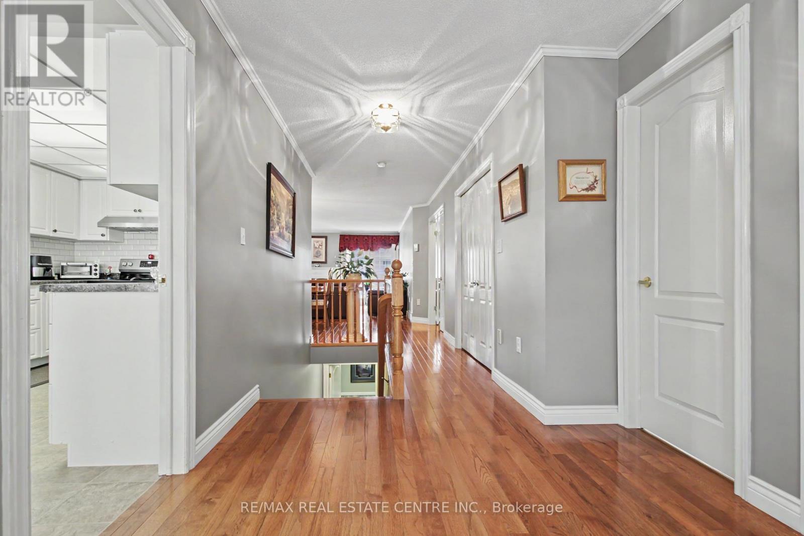 98 BEASLEY CRESCENT, Cambridge, Ontario, N1T1T5 — Photo 6