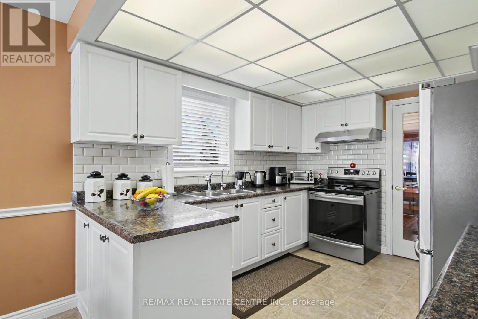 98 BEASLEY CRESCENT, Cambridge, Ontario, N1T1T5 — Photo 8