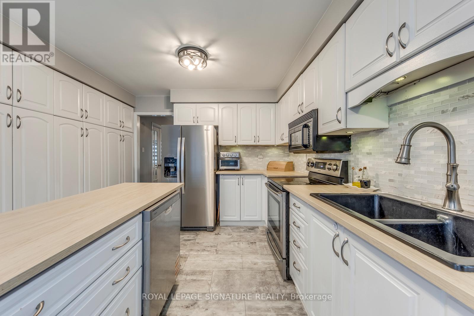 54 RANDOLF COURT, Hamilton (Rushdale), Ontario, L8W2Z8 — Photo 11