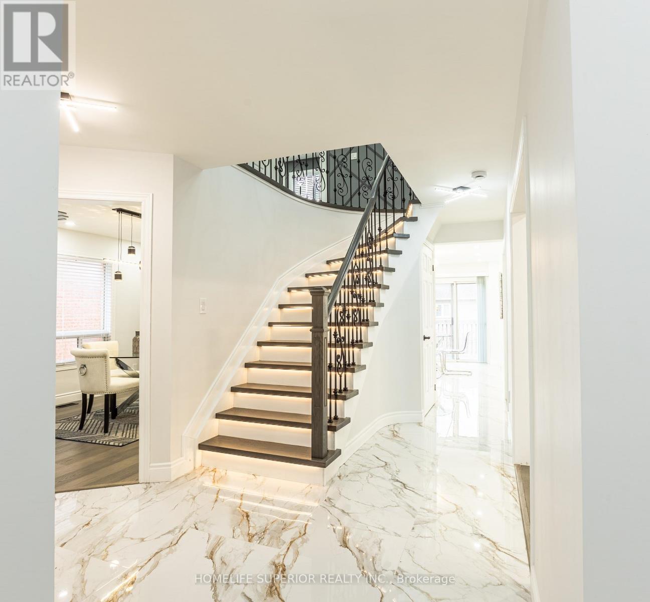 95 CLUNE PLACE, Whitby (Pringle Creek), Ontario, L1R2C6 — Photo 3