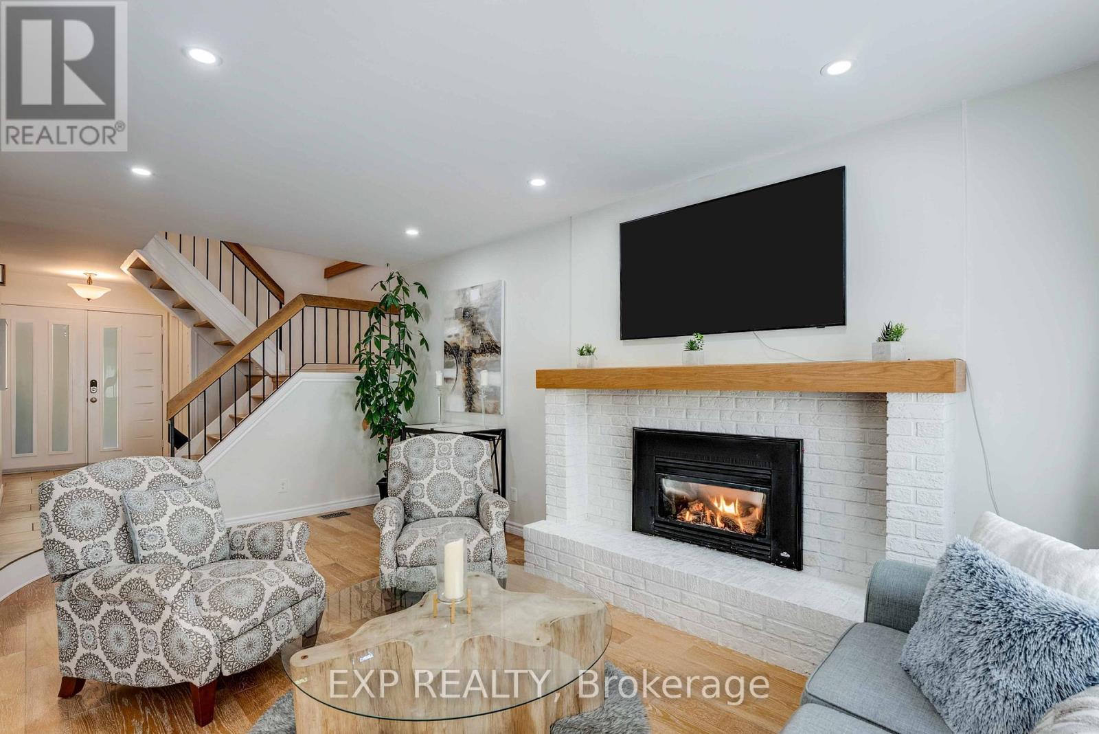 113 ONEIDA PLACE, Kitchener, Ontario, N2A3G2 — Photo 4