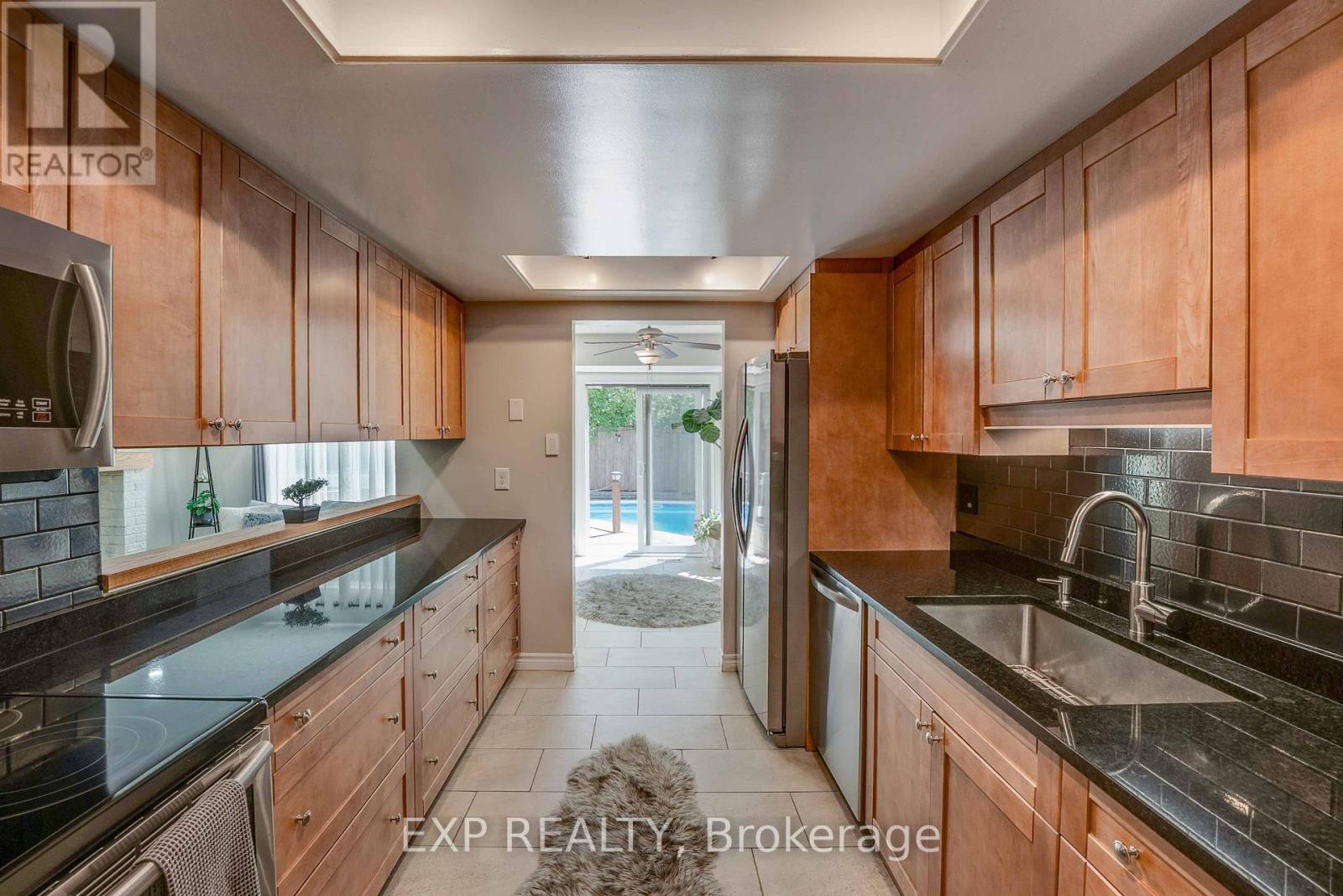 113 ONEIDA PLACE, Kitchener, Ontario, N2A3G2 — Photo 8