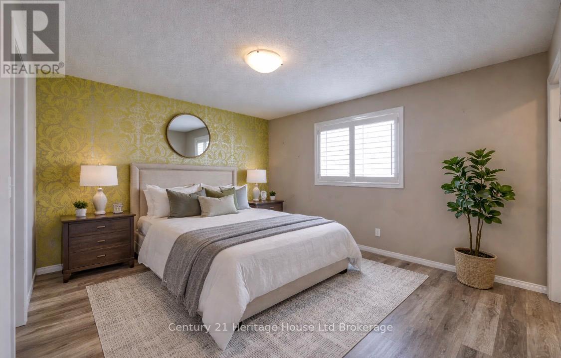 427 CHAMPLAIN AVENUE, Woodstock (Woodstock - South), Ontario, N4V0B3 — Photo 22