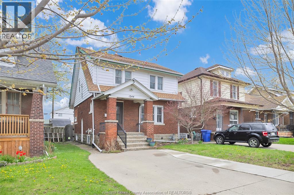 1244 MARENTETTE, Windsor, Ontario, N8X4C6 — Photo 2