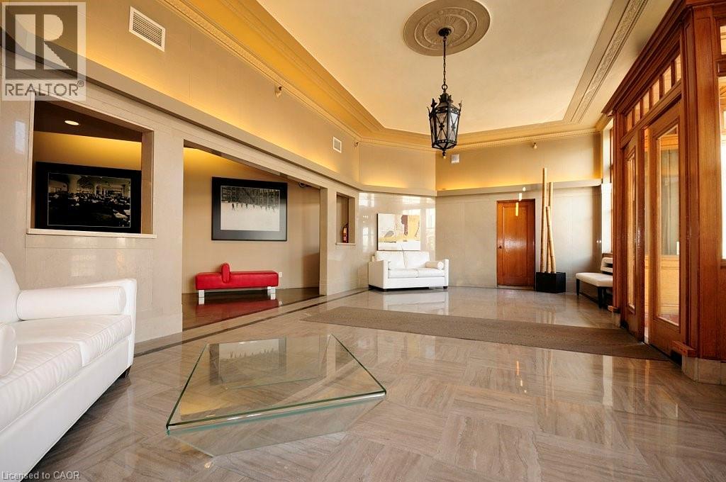 404 KING Street W Unit# 519, Kitchener, Ontario, N2G2L5 — Photo 32