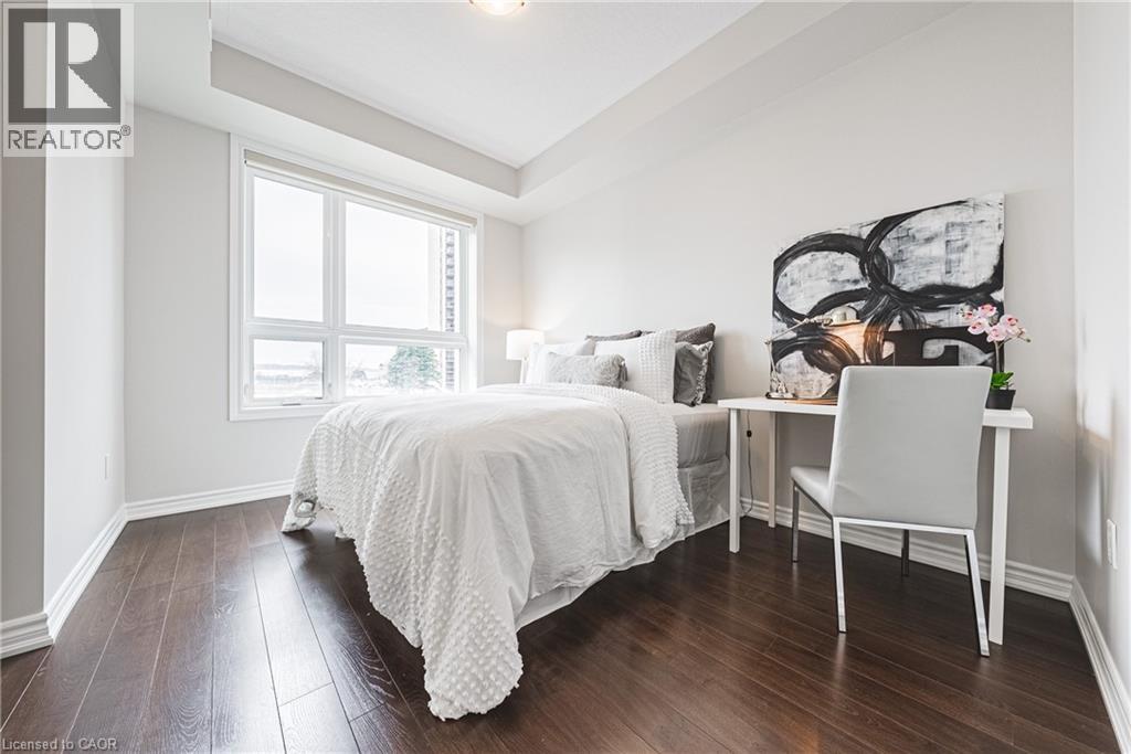 35 SOUTHSHORE Crescent Unit# 221, Stoney Creek, Ontario, L8E0J2 — Photo 10