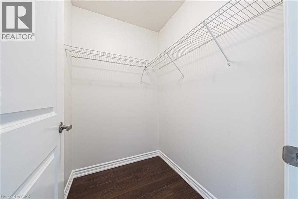 35 SOUTHSHORE Crescent Unit# 221, Stoney Creek, Ontario, L8E0J2 — Photo 14