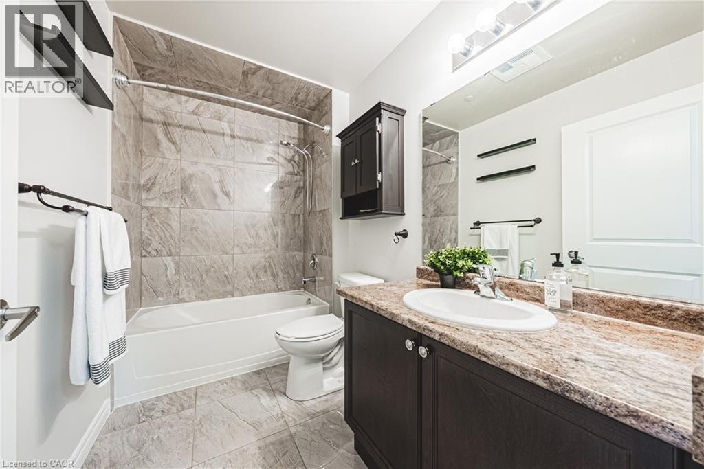 35 SOUTHSHORE Crescent Unit# 221, Stoney Creek, Ontario, L8E0J2 — Photo 18