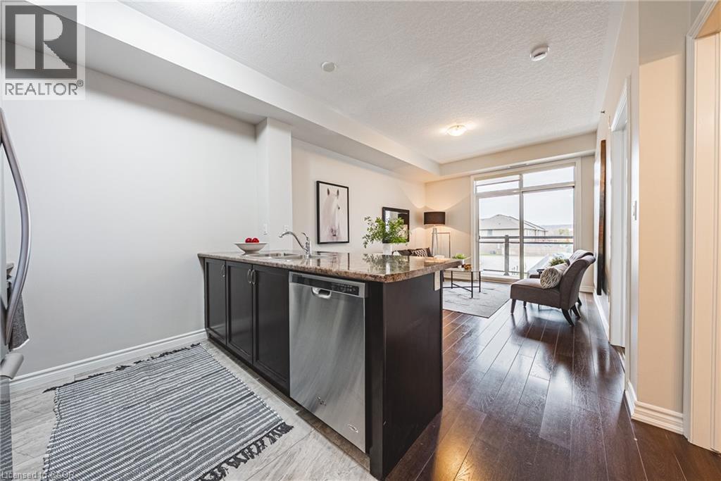 35 SOUTHSHORE Crescent Unit# 221, Stoney Creek, Ontario, L8E0J2 — Photo 2