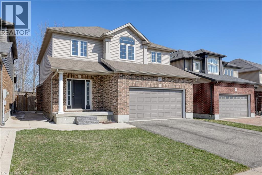 427 CHAMPLAIN Avenue, Woodstock, Ontario, N4V0B3 — Photo 2