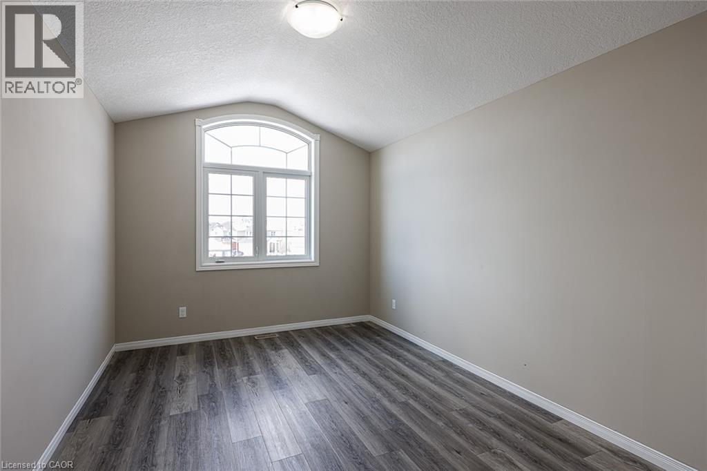 427 CHAMPLAIN Avenue, Woodstock, Ontario, N4V0B3 — Photo 33