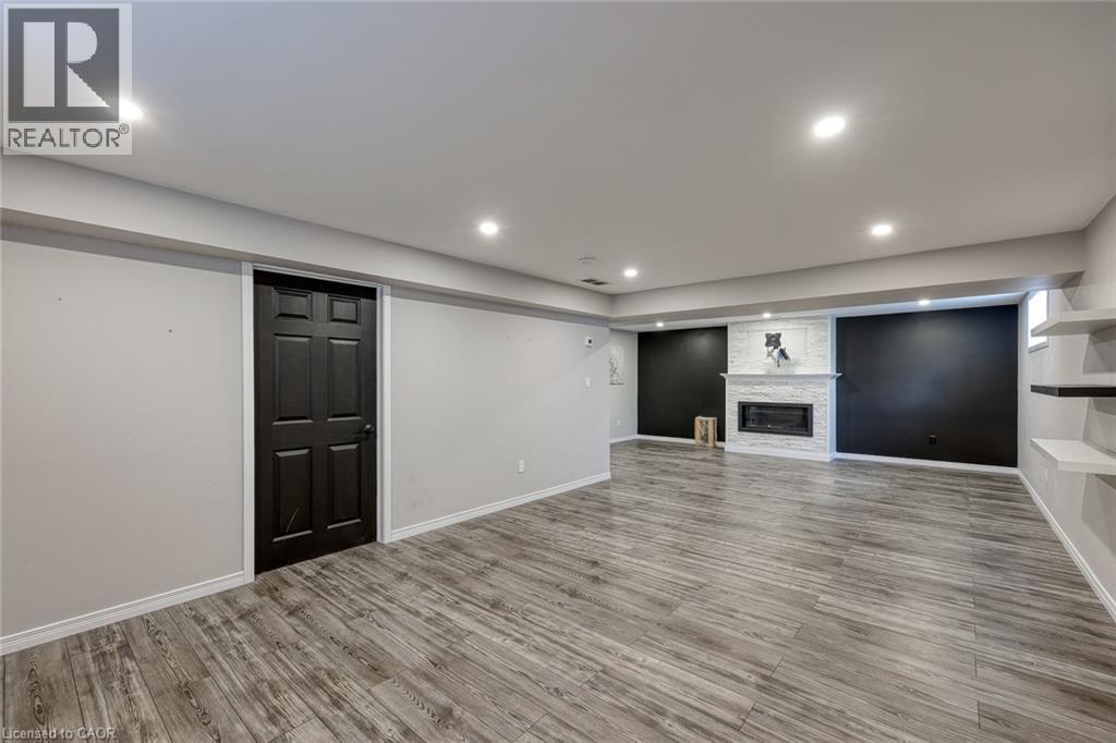 427 CHAMPLAIN Avenue, Woodstock, Ontario, N4V0B3 — Photo 37