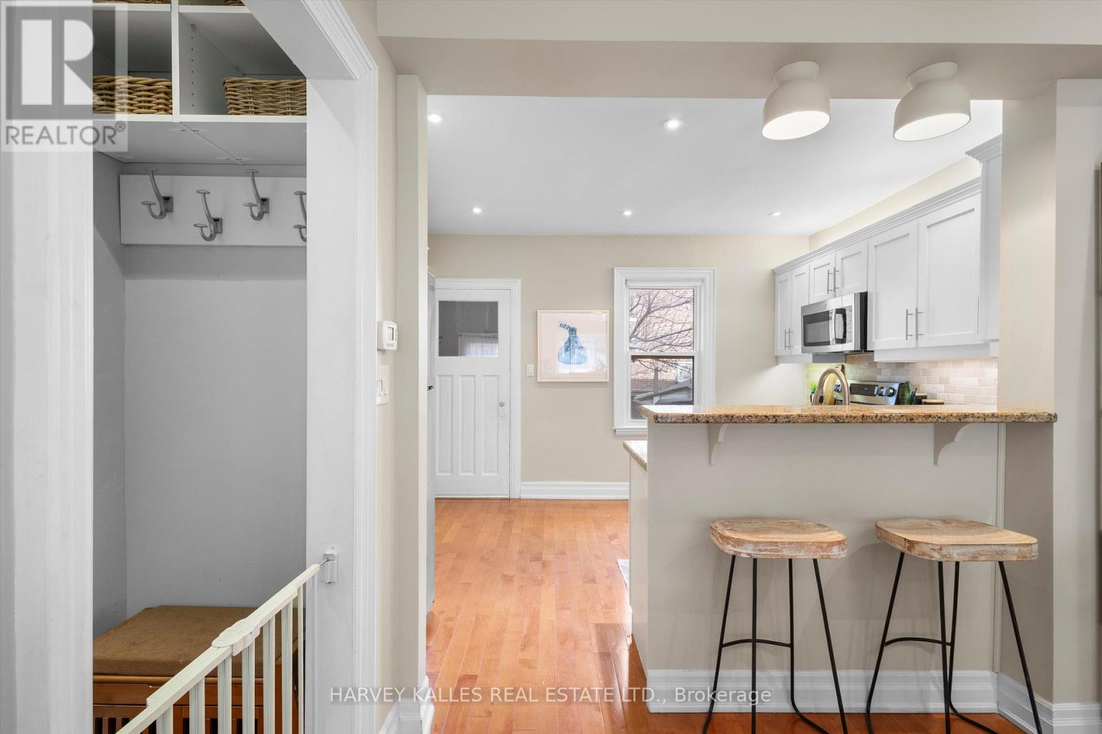 55 KENWOOD AVENUE, Toronto (Humewood-Cedarvale), Ontario, M6C2S1 — Photo 11