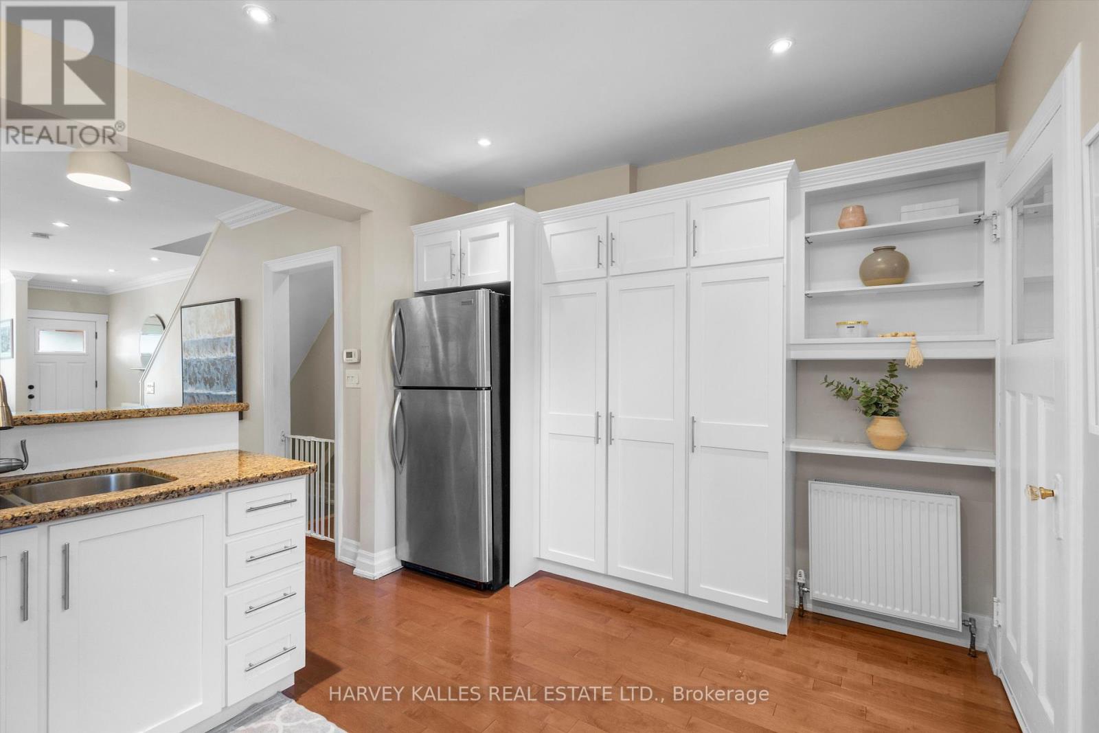 55 KENWOOD AVENUE, Toronto (Humewood-Cedarvale), Ontario, M6C2S1 — Photo 13