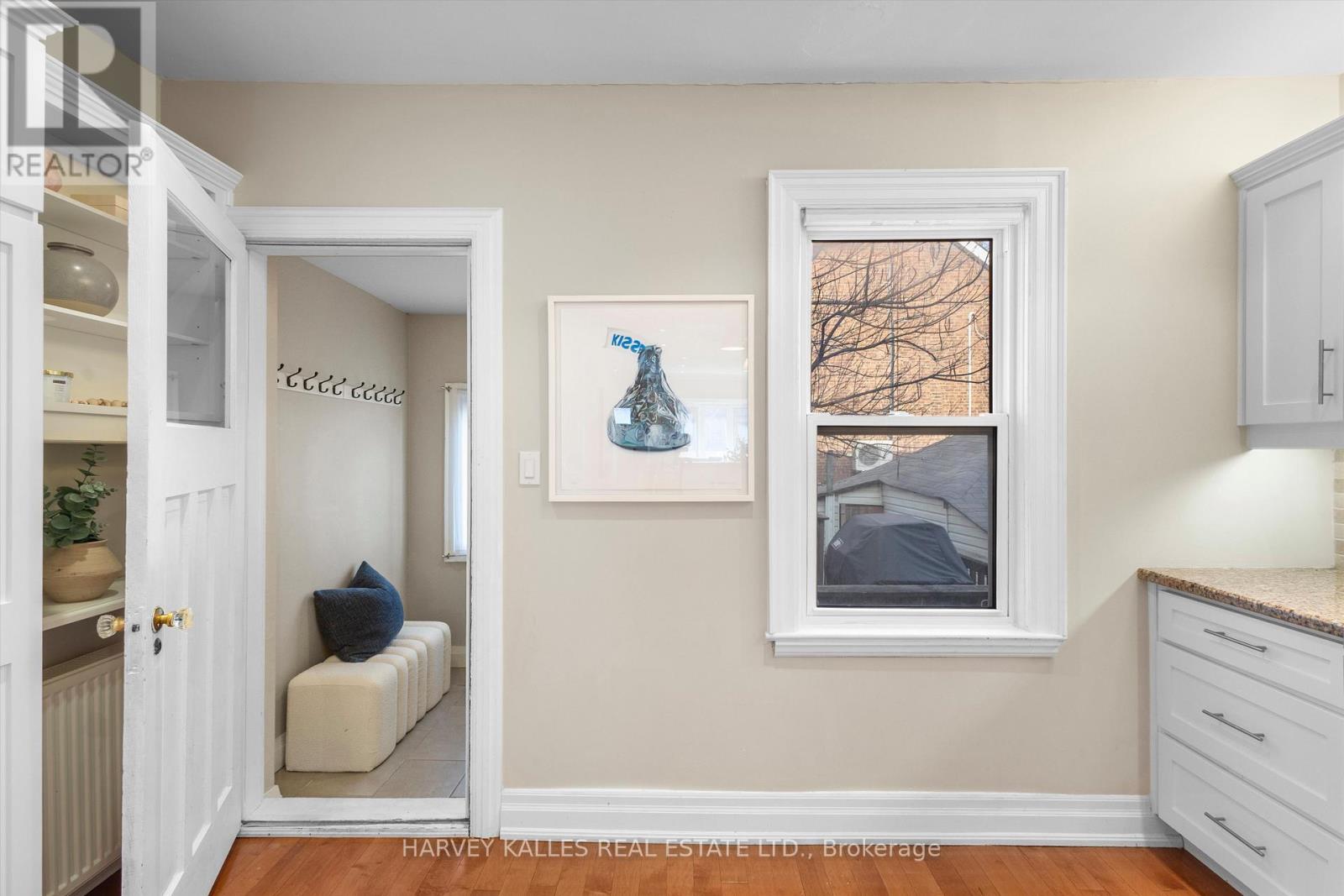 55 KENWOOD AVENUE, Toronto (Humewood-Cedarvale), Ontario, M6C2S1 — Photo 15