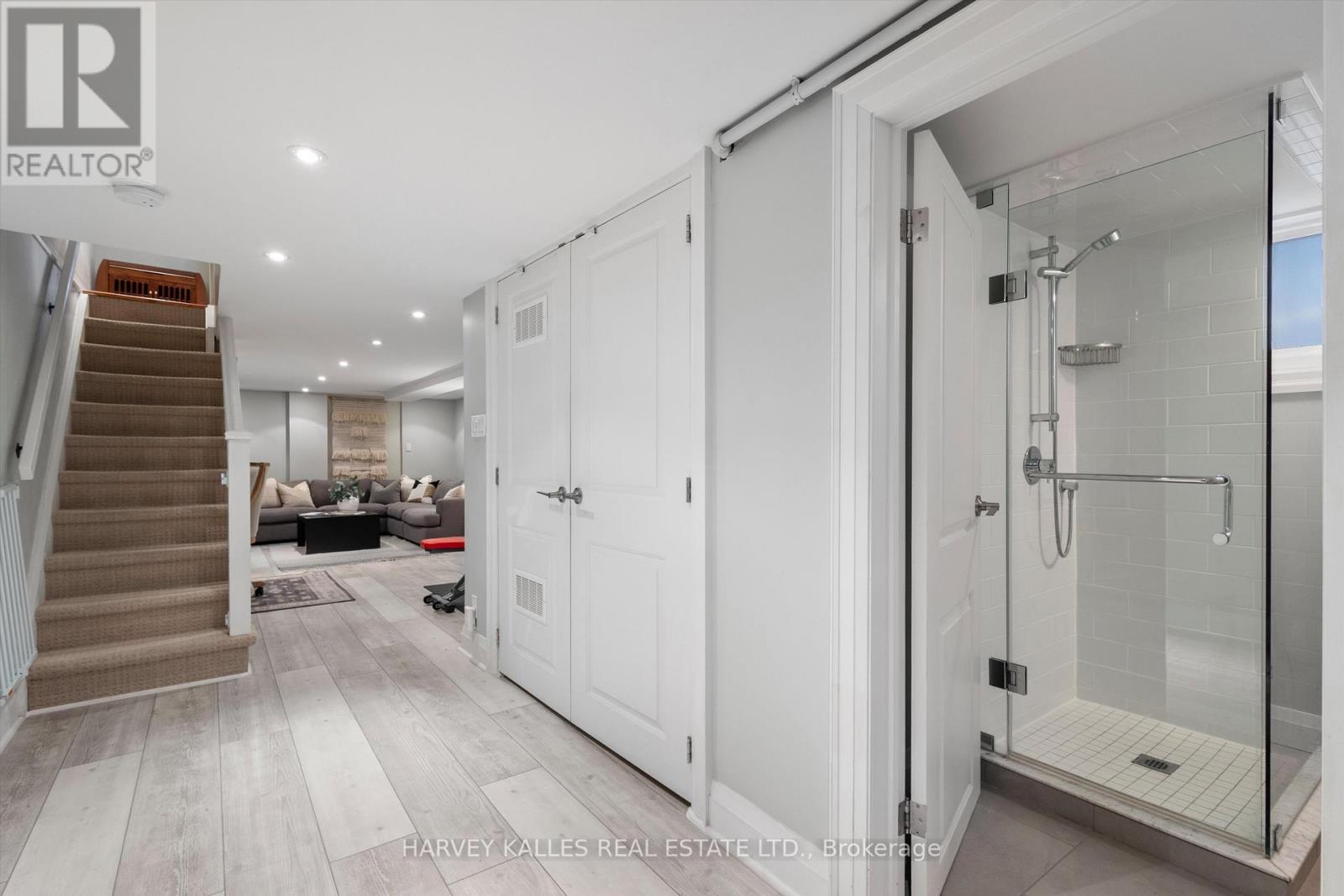 55 KENWOOD AVENUE, Toronto (Humewood-Cedarvale), Ontario, M6C2S1 — Photo 28