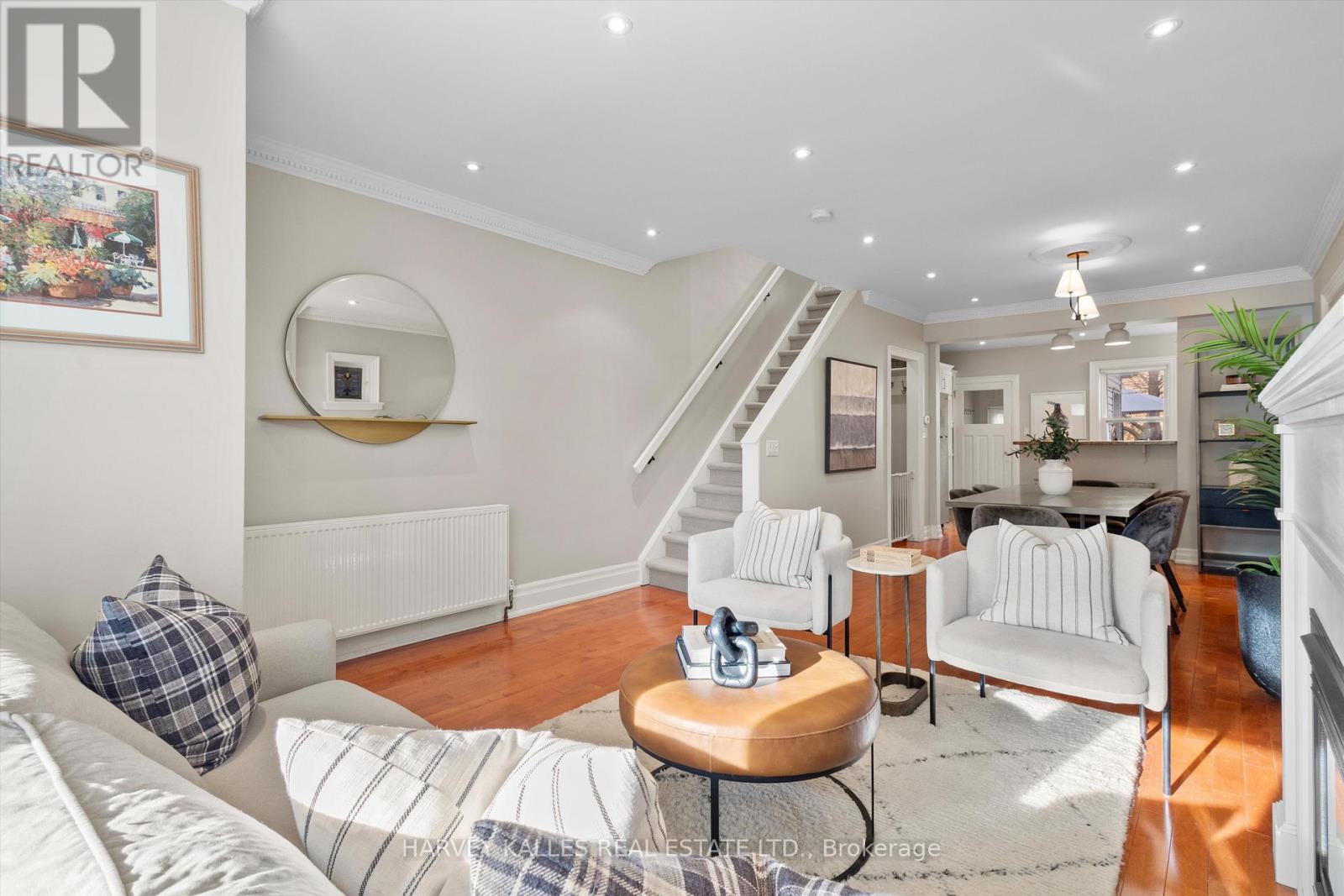 55 KENWOOD AVENUE, Toronto (Humewood-Cedarvale), Ontario, M6C2S1 — Photo 8