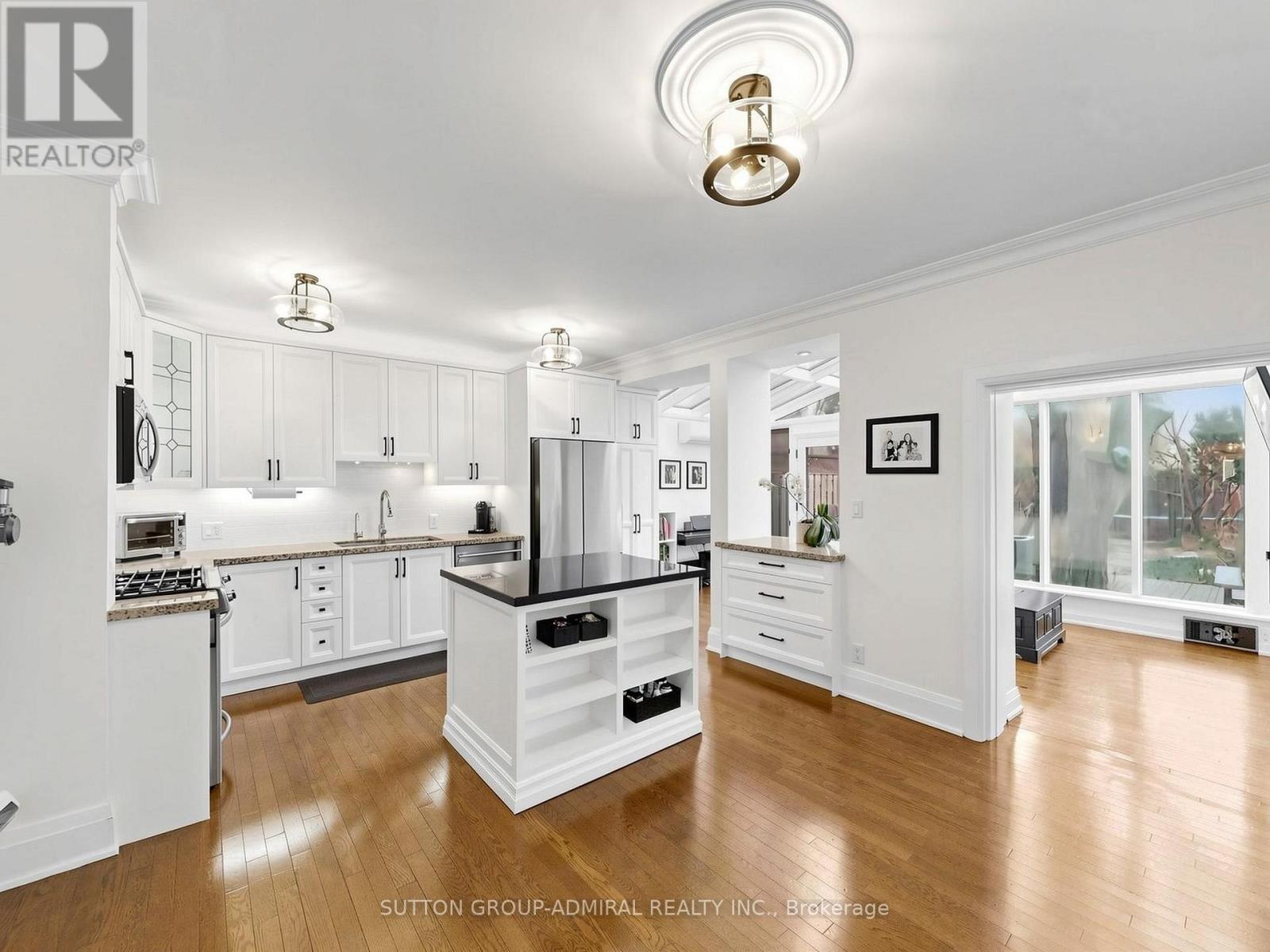 329 MELROSE AVENUE, Toronto (Bedford Park-Nortown), Ontario, M5M1Z5 — Photo 7