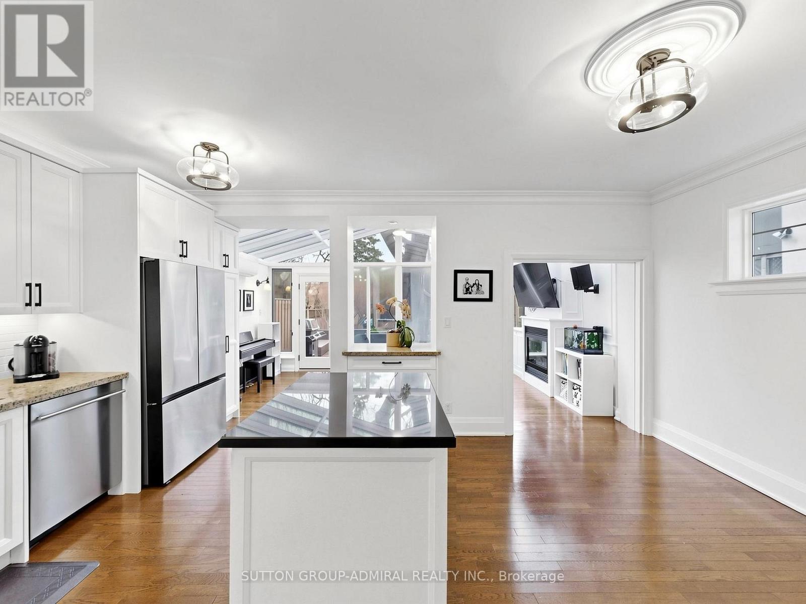 329 MELROSE AVENUE, Toronto (Bedford Park-Nortown), Ontario, M5M1Z5 — Photo 9