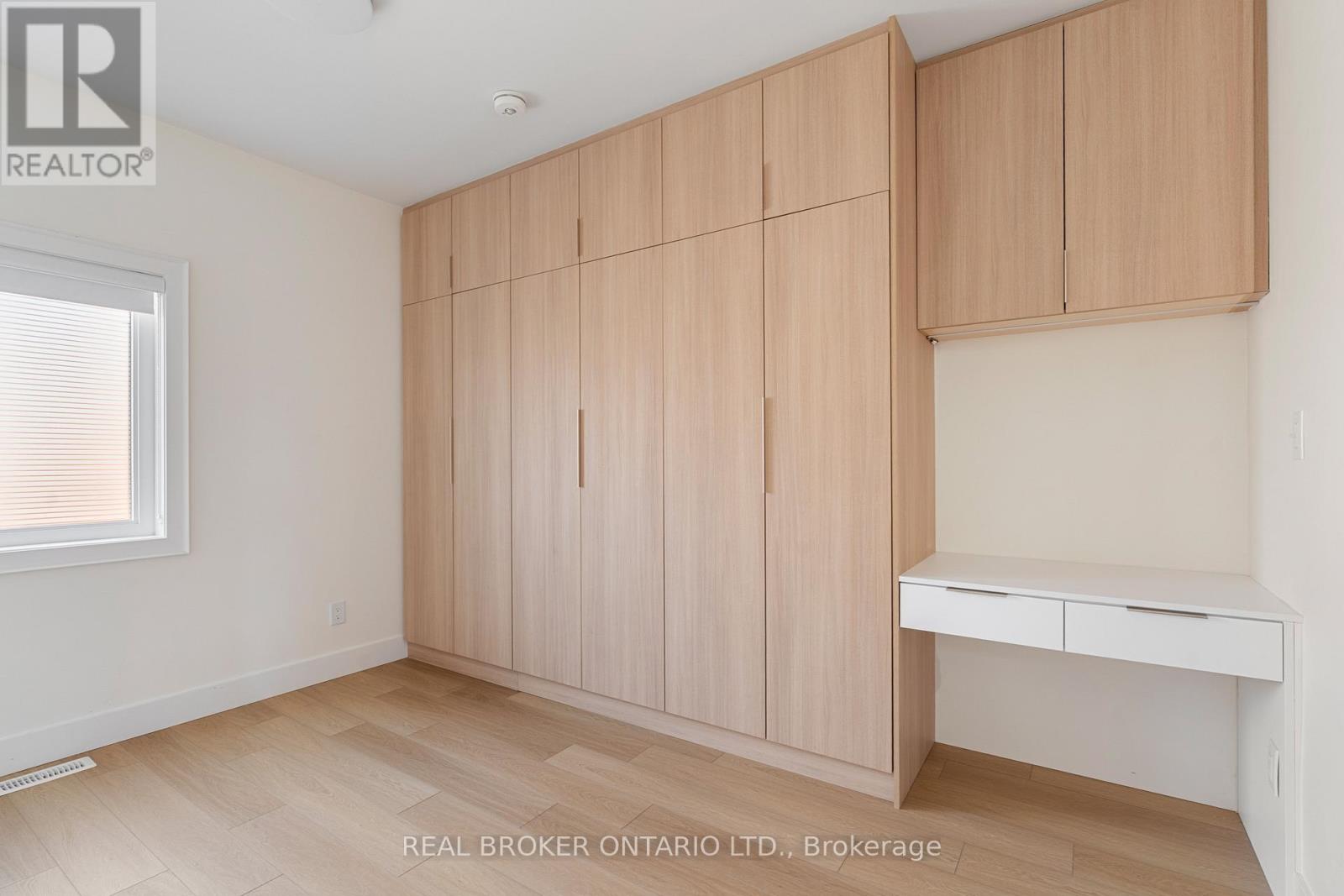 LANEWAY - 21 FARNHAM AVENUE, Toronto (Yonge-St. Clair), Ontario, M4V1H6 — Photo 12