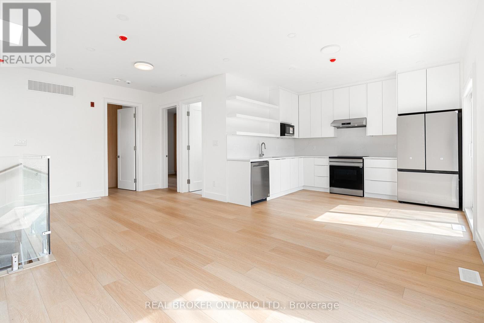 LANEWAY - 21 FARNHAM AVENUE, Toronto (Yonge-St. Clair), Ontario, M4V1H6 — Photo 6