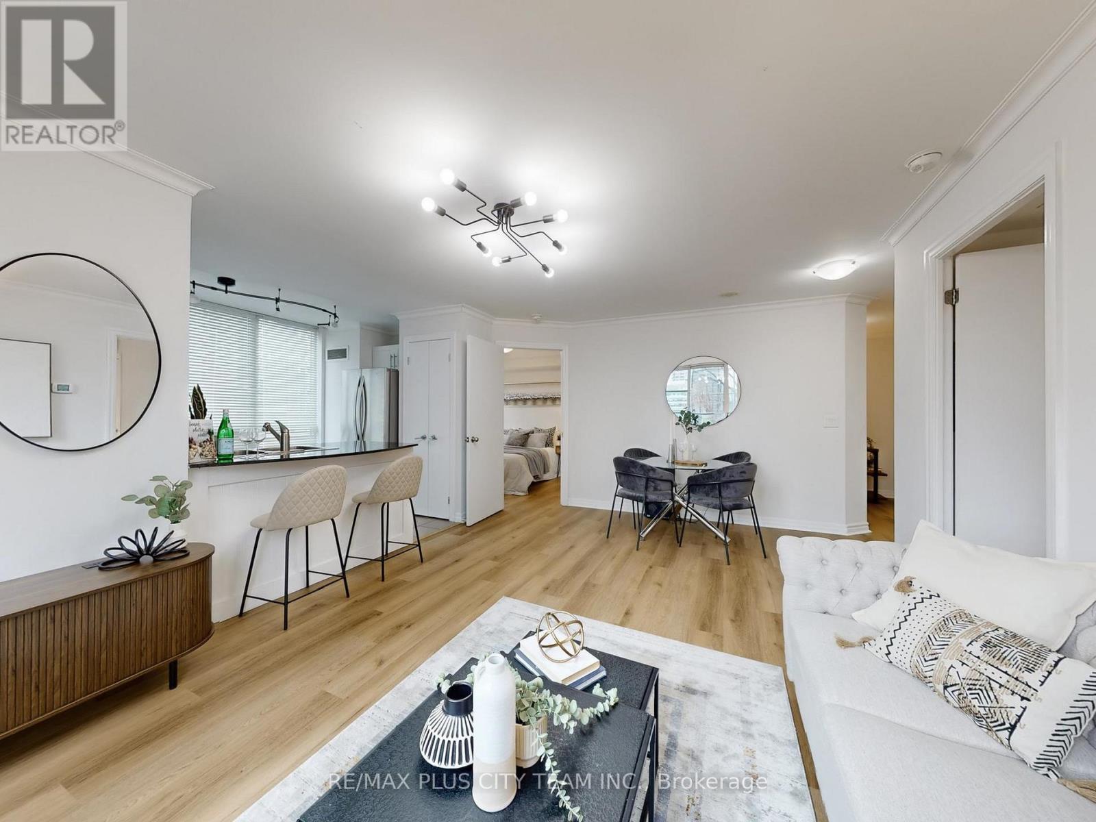 502 - 16 YONGE STREET, Toronto (Waterfront Communities), Ontario, M5E2A1 — Photo 12