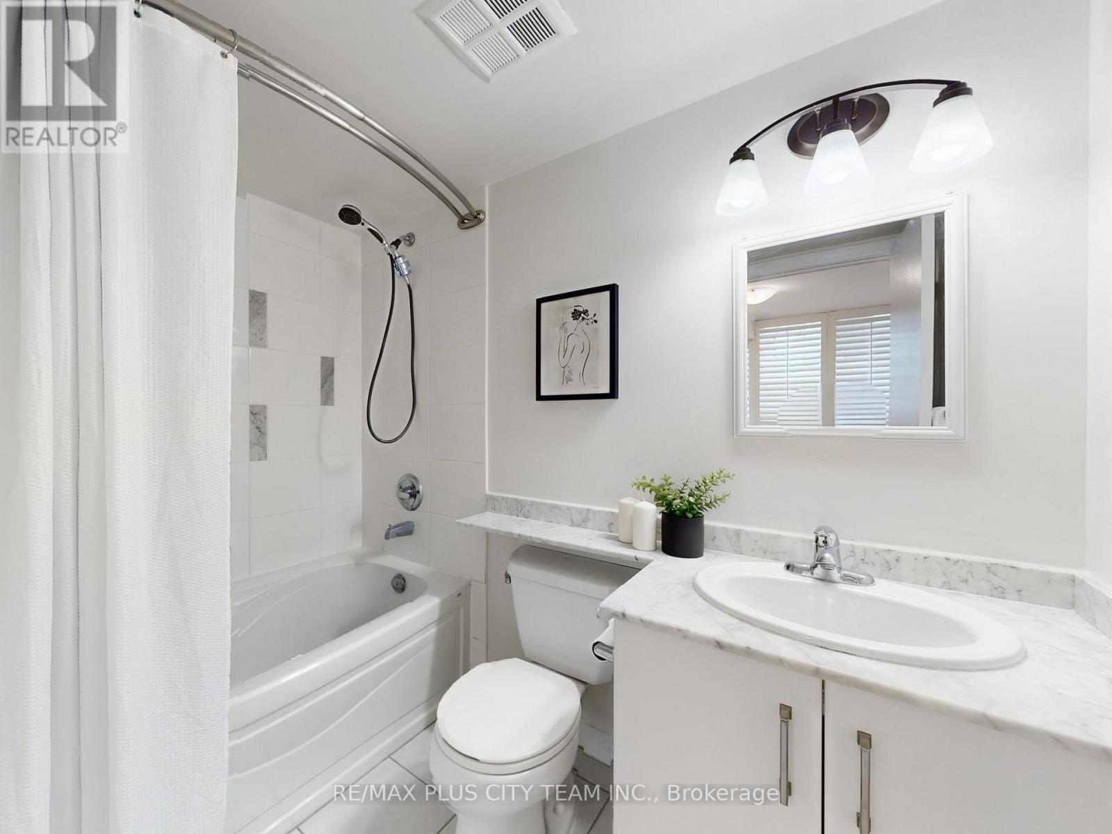 502 - 16 YONGE STREET, Toronto (Waterfront Communities), Ontario, M5E2A1 — Photo 23